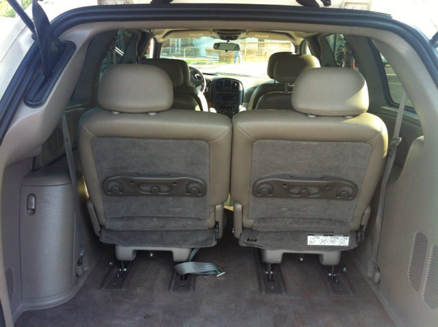 Dodge Grand Caravan 2004 photo 4