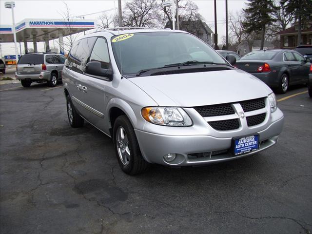 Dodge Grand Caravan 2004 photo 1