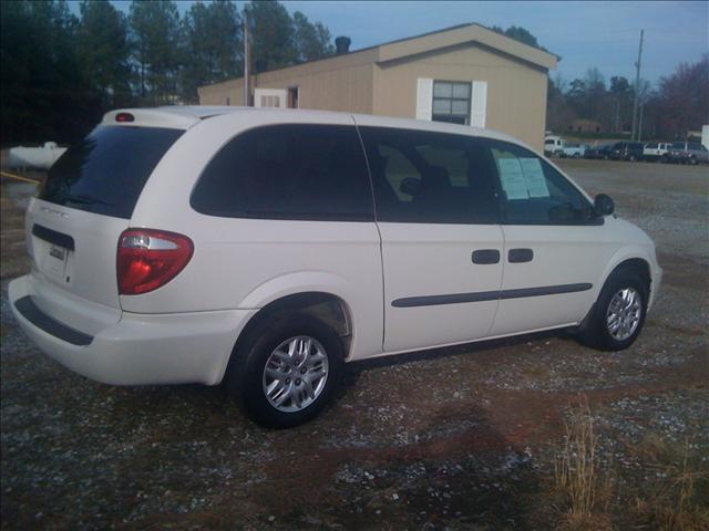 Dodge Grand Caravan 2004 photo 5