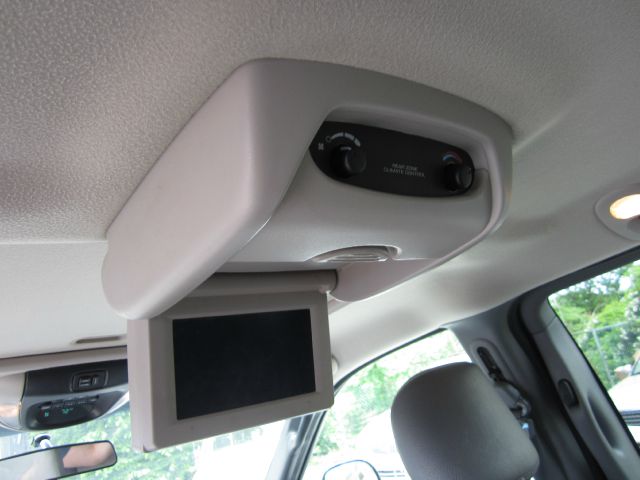 Dodge Grand Caravan 2004 photo 10