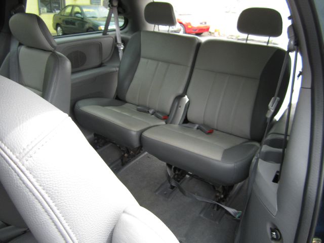 Dodge Grand Caravan 2004 photo 20