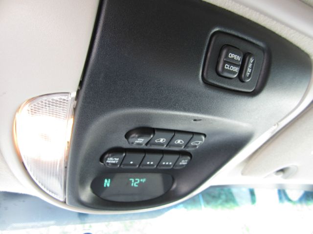 Dodge Grand Caravan 2004 photo 21