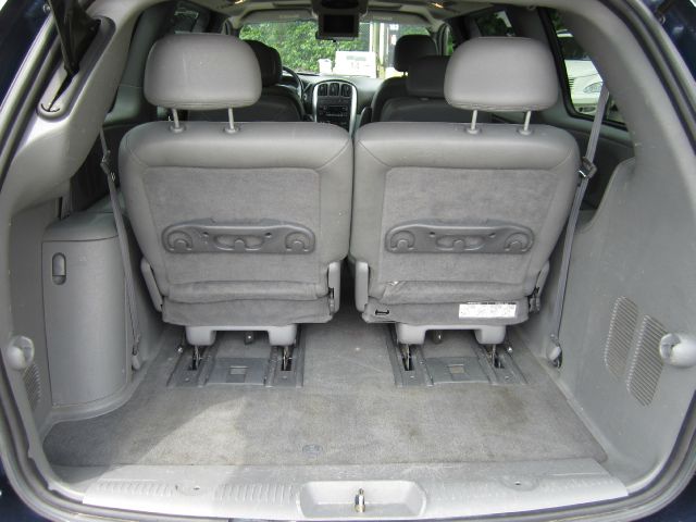 Dodge Grand Caravan 2004 photo 6