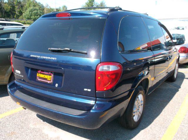 Dodge Grand Caravan 2005 photo 1