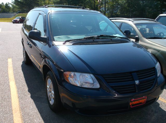 Dodge Grand Caravan 2005 photo 3