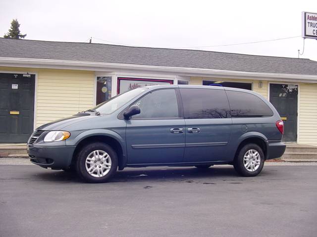 Dodge Grand Caravan 2005 photo 3