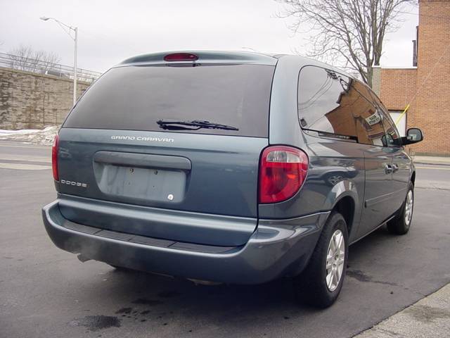 Dodge Grand Caravan 2005 photo 1