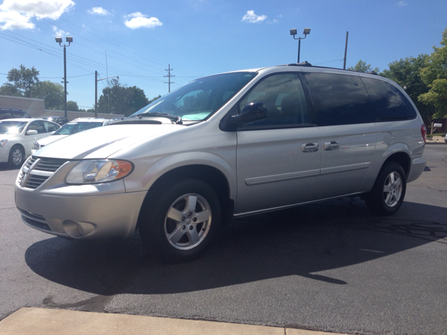 Dodge Grand Caravan 2005 photo 1