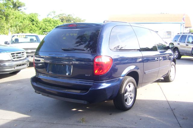 Dodge Grand Caravan 2005 photo 4