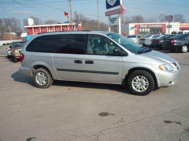 Dodge Grand Caravan 2005 photo 1