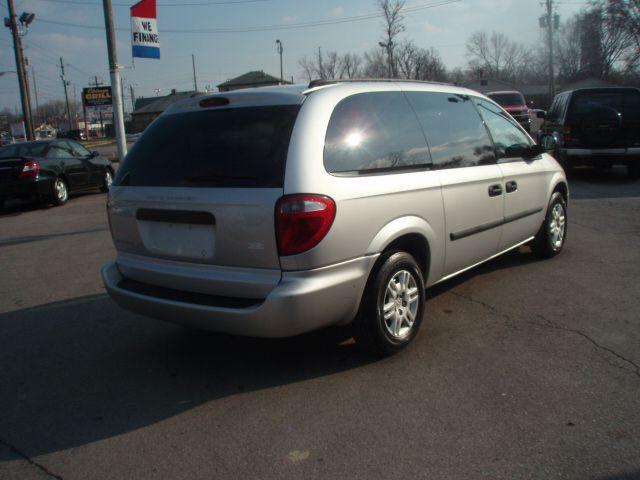 Dodge Grand Caravan 2005 photo 3