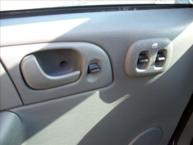 Dodge Grand Caravan 2005 photo 3