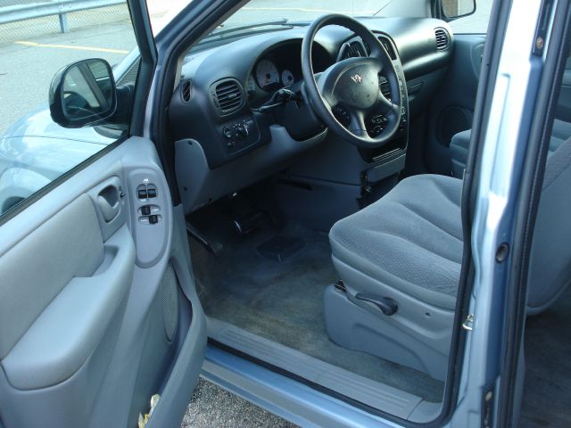 Dodge Grand Caravan 2005 photo 3