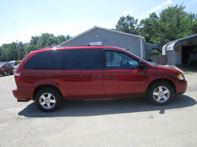 Dodge Grand Caravan 2005 photo 3