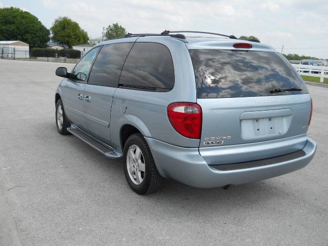 Dodge Grand Caravan 2005 photo 3