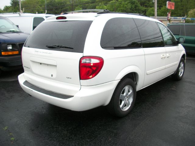 Dodge Grand Caravan 2005 photo 4