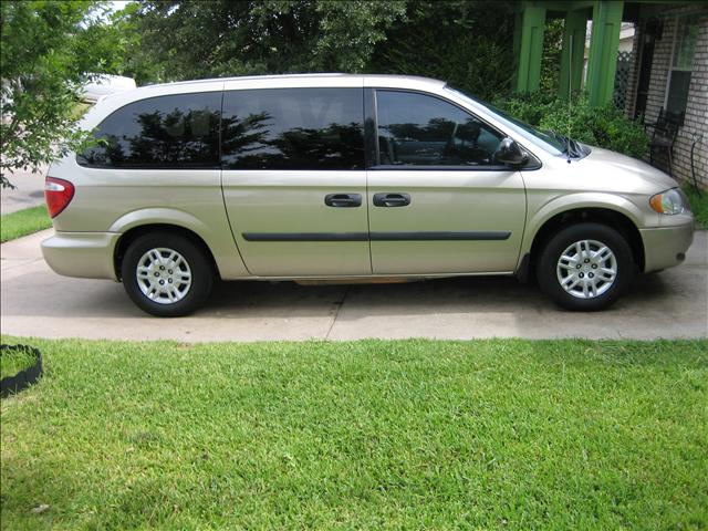 Dodge Grand Caravan 2005 photo 3