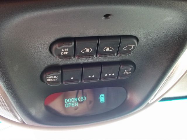 Dodge Grand Caravan 2005 photo 11