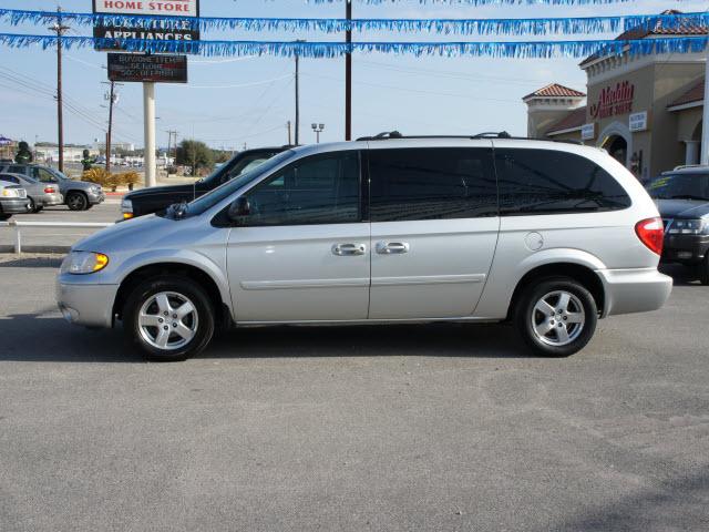 Dodge Grand Caravan 2005 photo 1