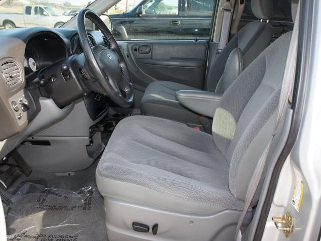 Dodge Grand Caravan 2005 photo 5