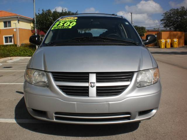 Dodge Grand Caravan 2005 photo 3