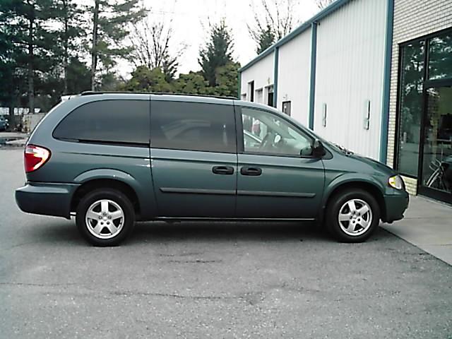 Dodge Grand Caravan 2005 photo 4