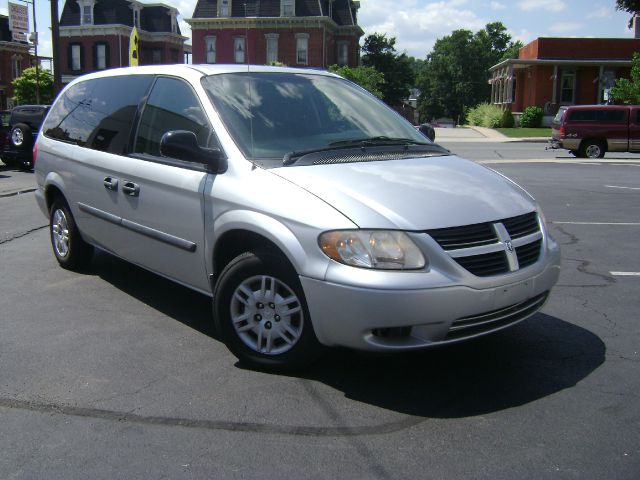 Dodge Grand Caravan 2005 photo 3