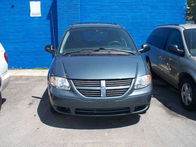 Dodge Grand Caravan 2005 photo 1