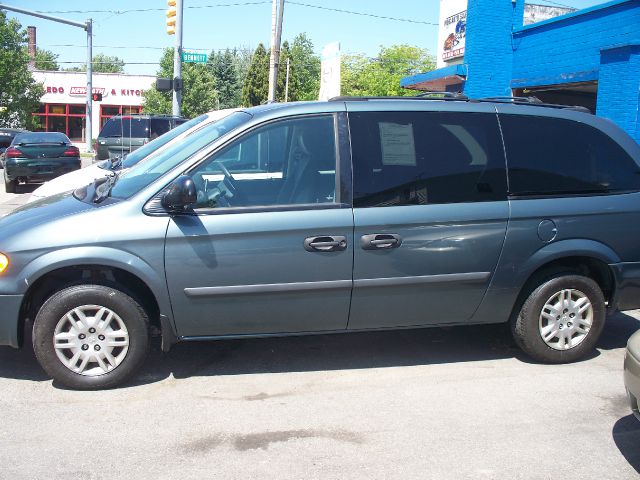 Dodge Grand Caravan 2005 photo 3