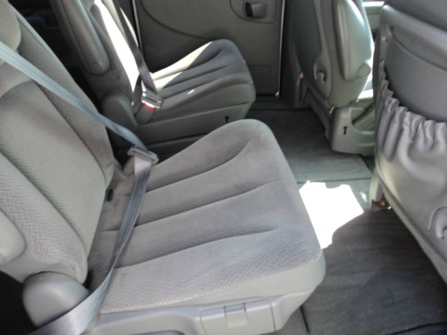 Dodge Grand Caravan 2005 photo 1