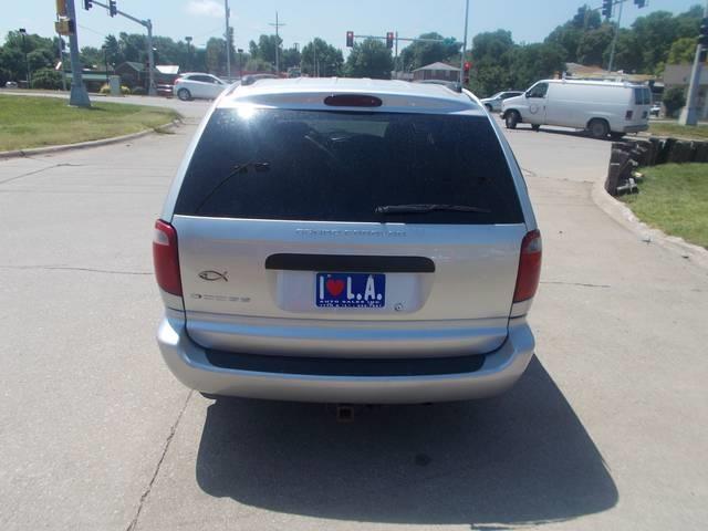 Dodge Grand Caravan 2005 photo 4