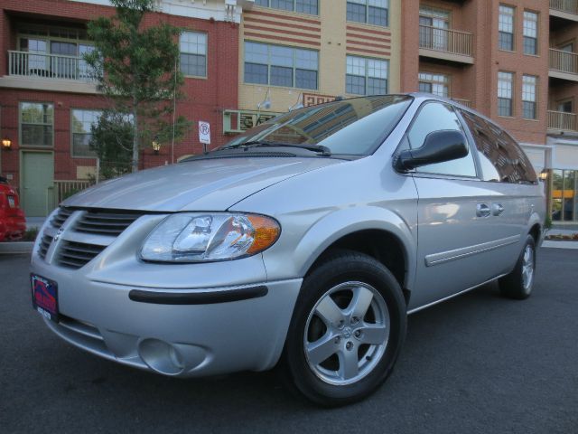 Dodge Grand Caravan 2005 photo 1