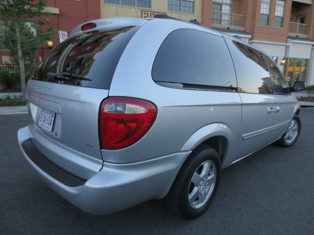 Dodge Grand Caravan 2005 photo 4