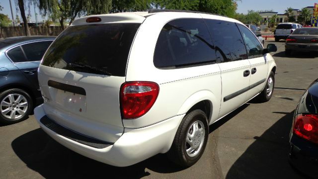 Dodge Grand Caravan 2005 photo 1