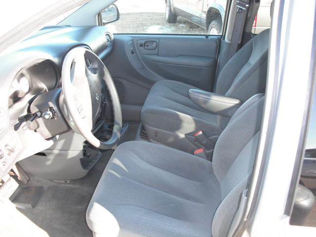 Dodge Grand Caravan 2005 photo 4