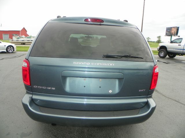 Dodge Grand Caravan 2005 photo 3