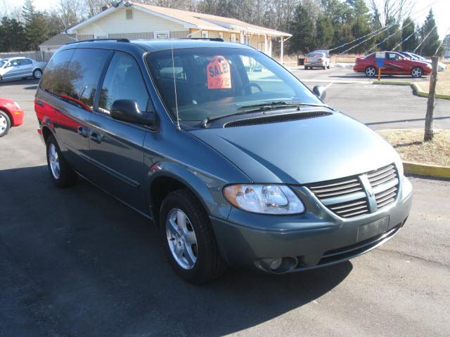 Dodge Grand Caravan 2005 photo 1