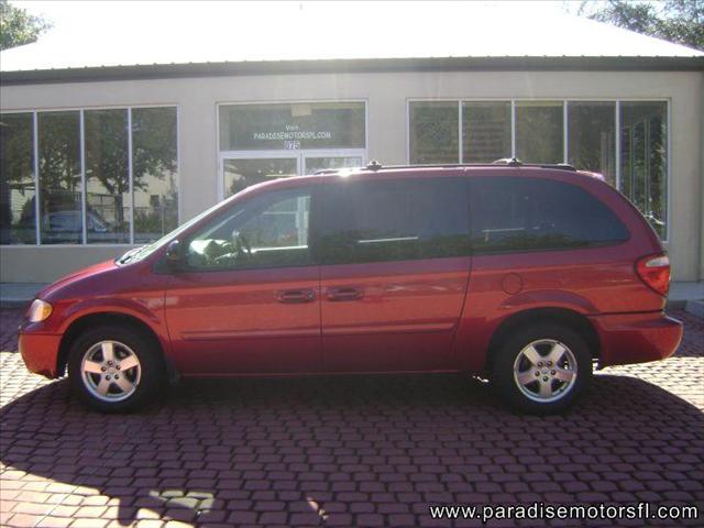 Dodge Grand Caravan 2005 photo 3