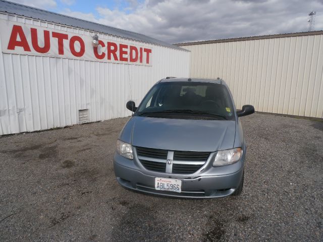 Dodge Grand Caravan 2005 photo 2