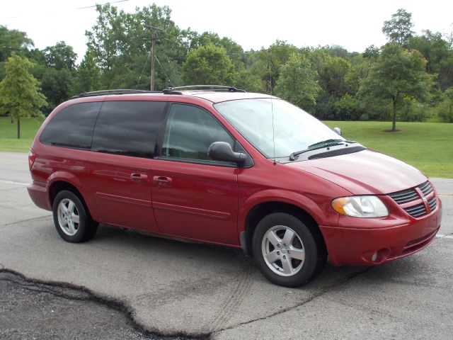 Dodge Grand Caravan 2005 photo 1