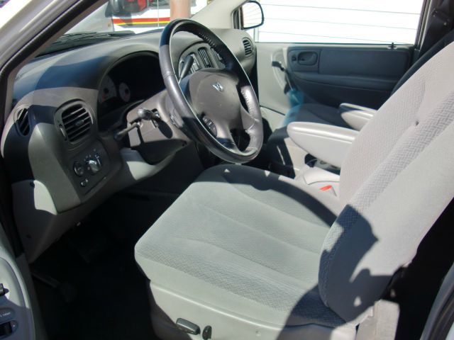 Dodge Grand Caravan 2005 photo 4