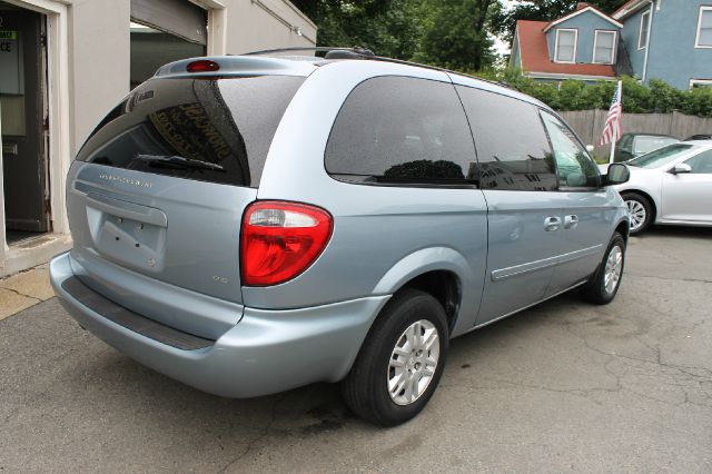 Dodge Grand Caravan 2005 photo 3