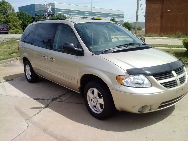 Dodge Grand Caravan 2005 photo 3