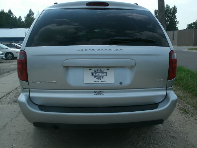 Dodge Grand Caravan 2005 photo 1