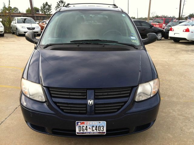 Dodge Grand Caravan 2005 photo 3