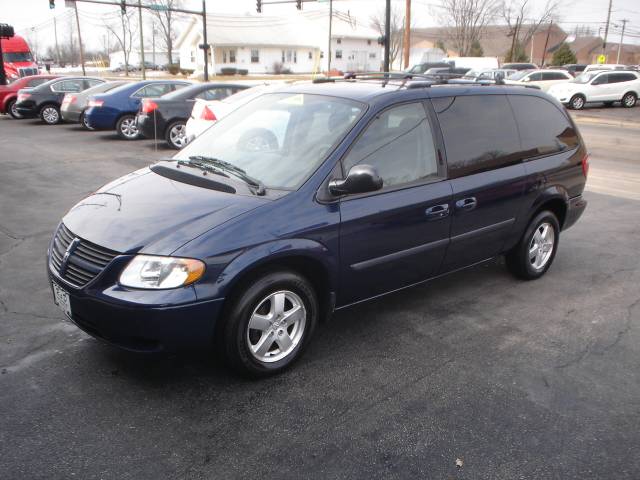 Dodge Grand Caravan 2005 photo 3