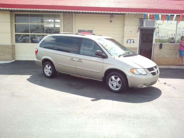 Dodge Grand Caravan 2005 photo 4