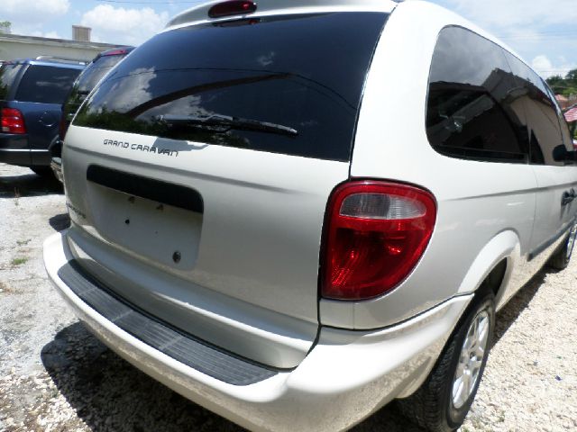 Dodge Grand Caravan 2005 photo 4