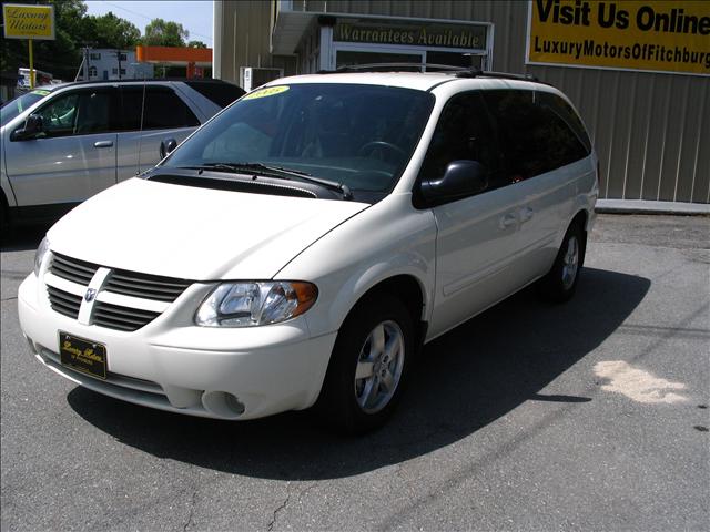 Dodge Grand Caravan 2005 photo 3