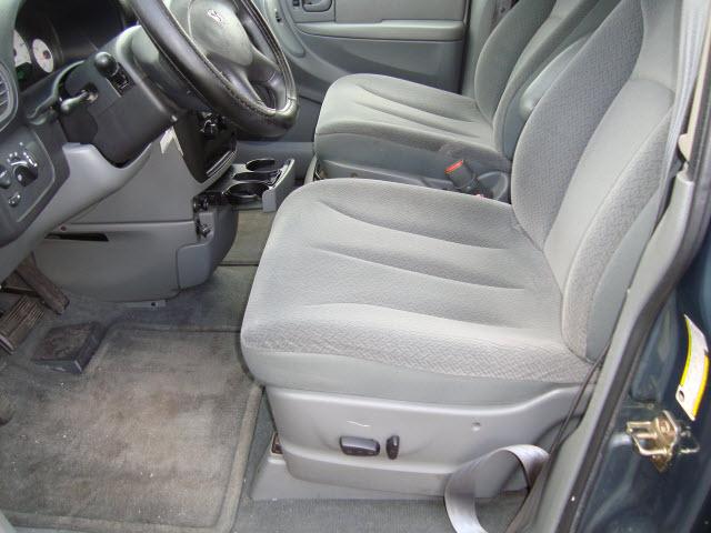 Dodge Grand Caravan 2005 photo 5